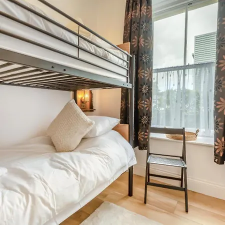 2 Bed In Oc-m32942 Апартаменты